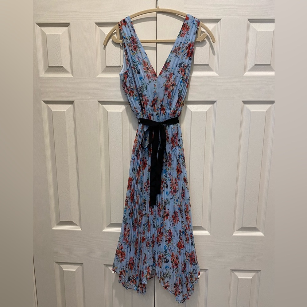 Perfect wedding guest dress!